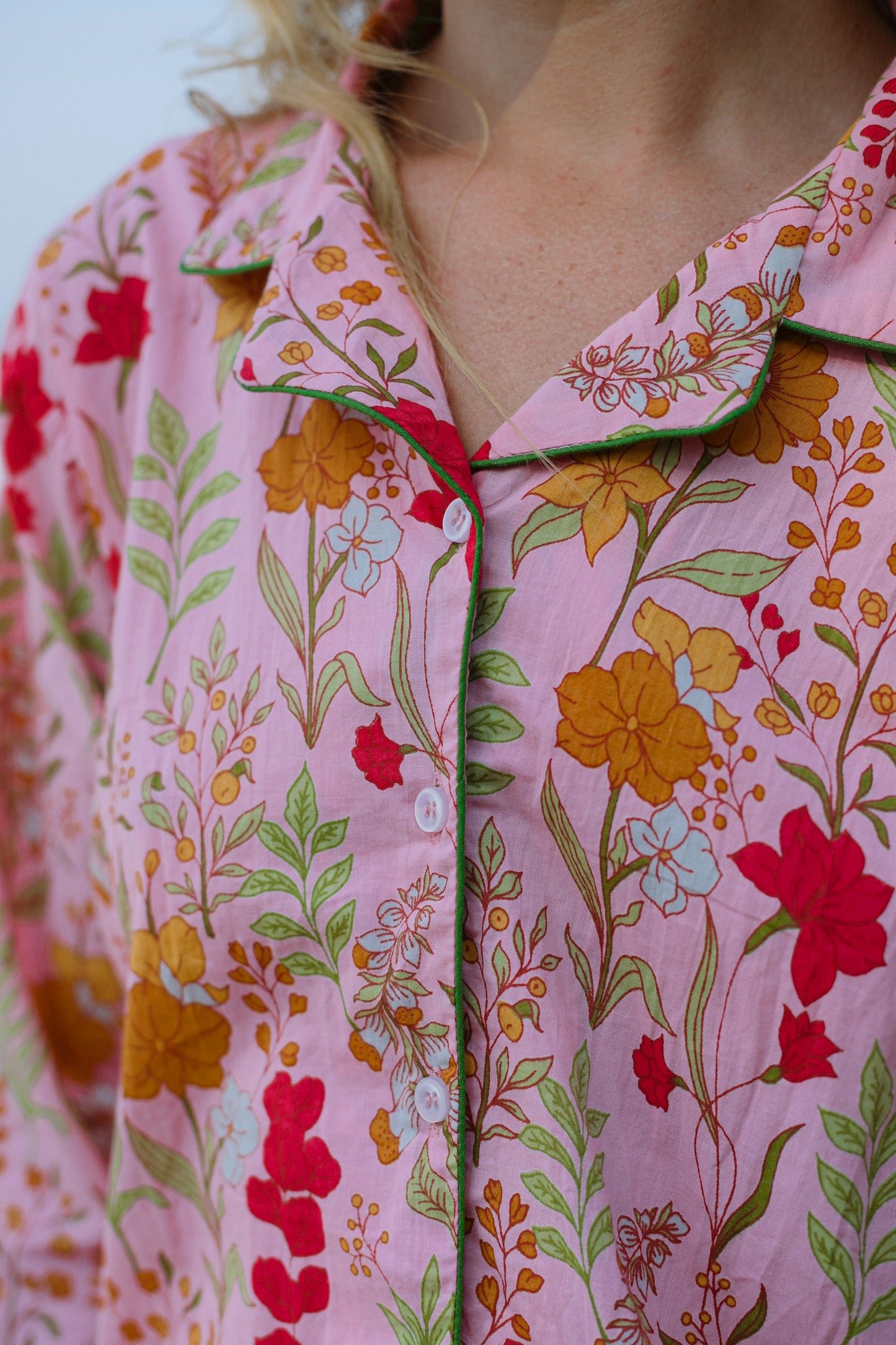 picture of the collar on dark pink floral pajama set