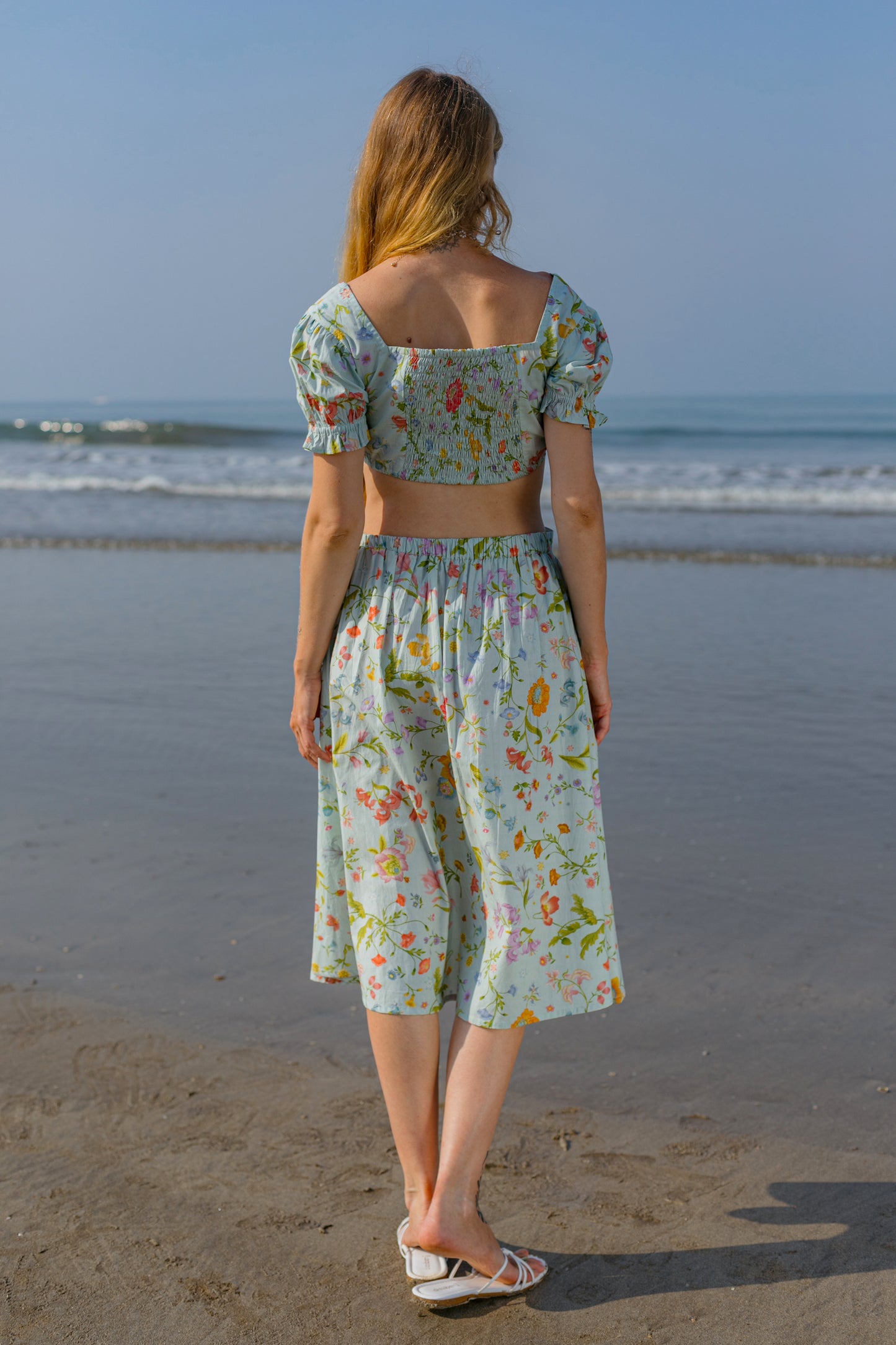 Back picture of blue floral pencil skirt