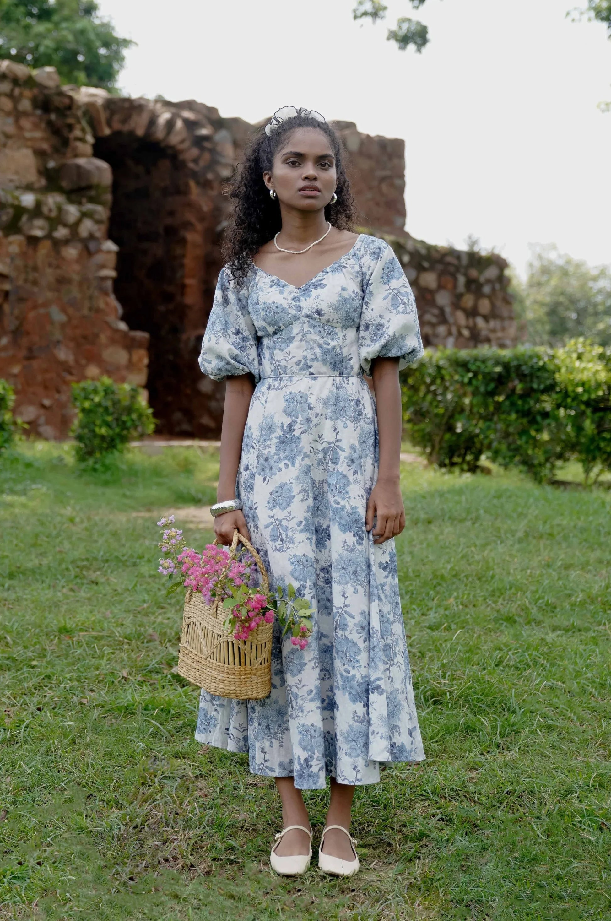 Blue floral off-shoulder midi dress XS Blue floral off-shoulder midi dress XS