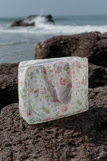 Front picture of Pink floral tote bag