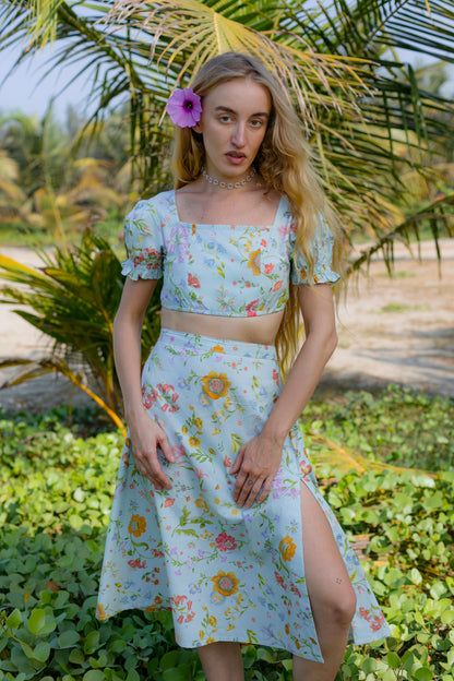 Front picture of blue floral pencil skirt