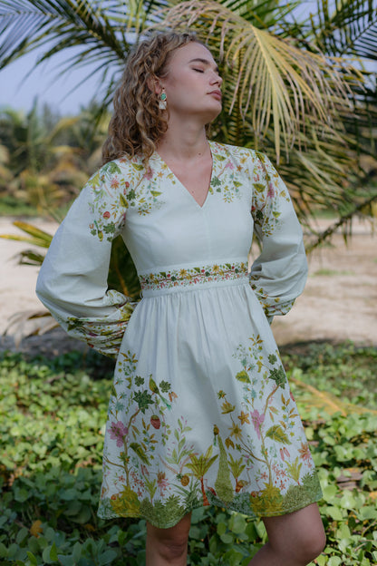 Front picture of mini dress with full sleeves