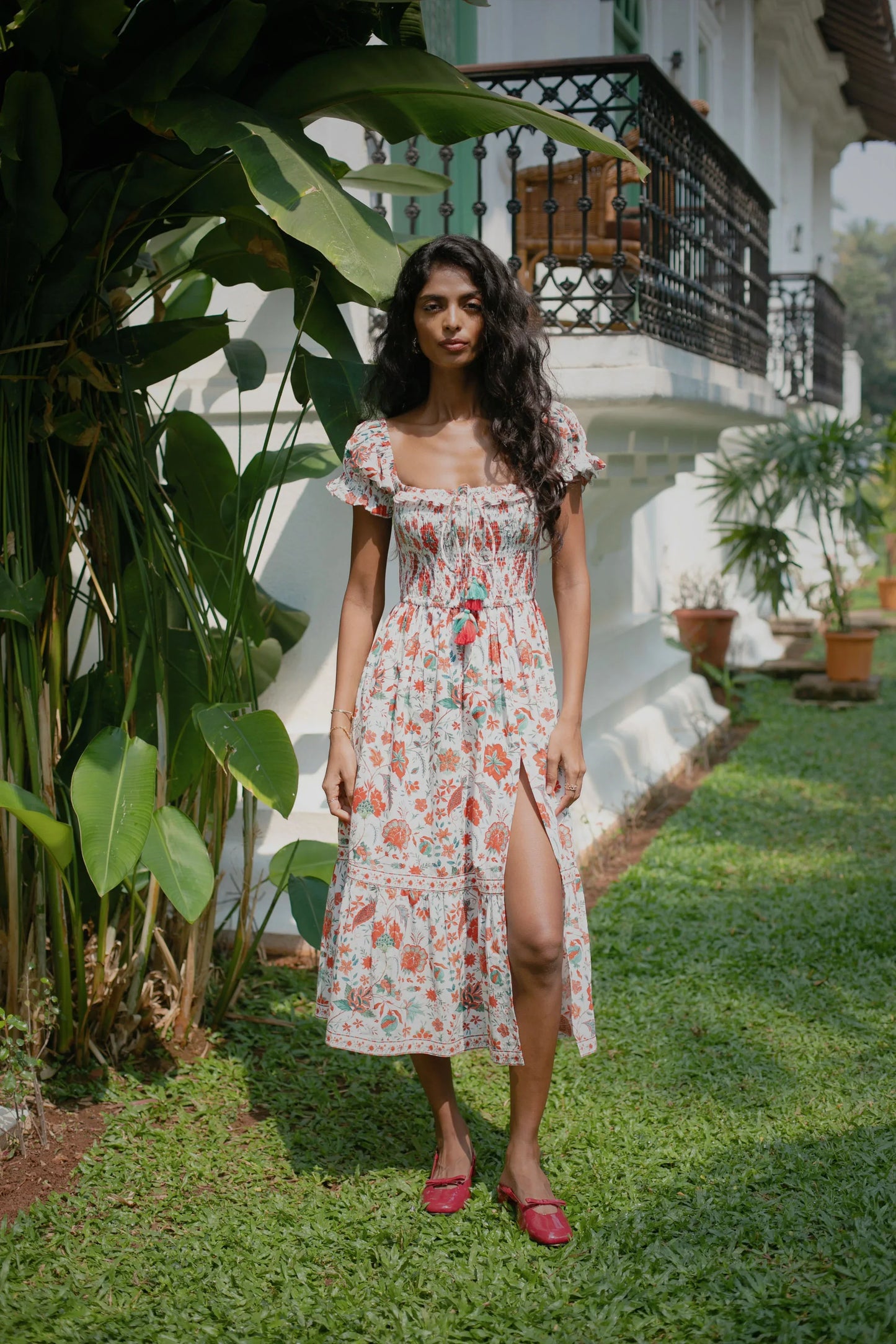 White and red floral fit-and-flare cotton midi dress with smocked bodice, short puff sleeves and tasles — Amaya World